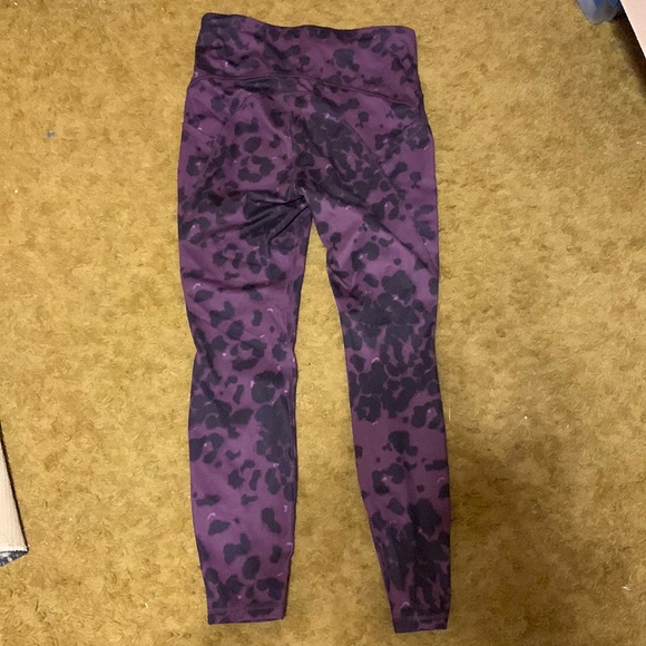All in motion work out pants  size Medium - Picture 2 of 3